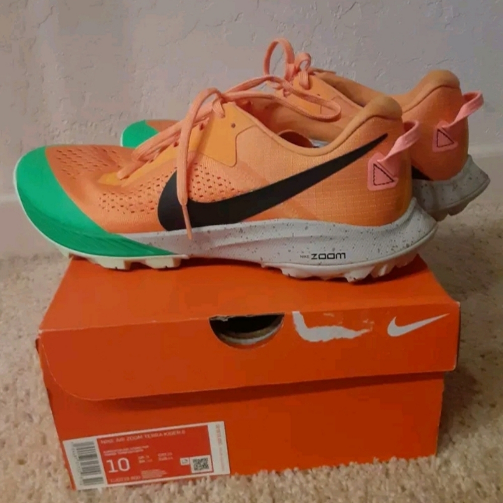 Nike Air Zoom Terra Kiger 6 Kumquat 2020 Mens 10 orange and green